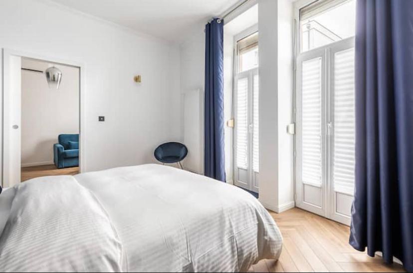Apartment Deluxe Prive Centre Avec Parking Gratuit *